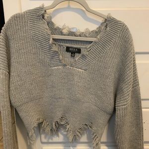 Cropped grey sweater!